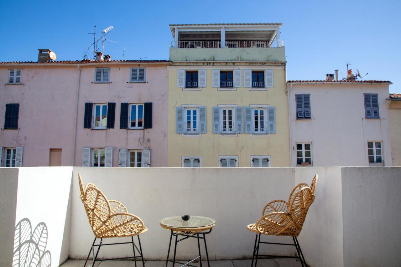 Les Suites R Bonaparte - Appartements De Standing Au Coeur De La Vieille Ville Pietonne Ajaccio (Corsica) Exterior foto