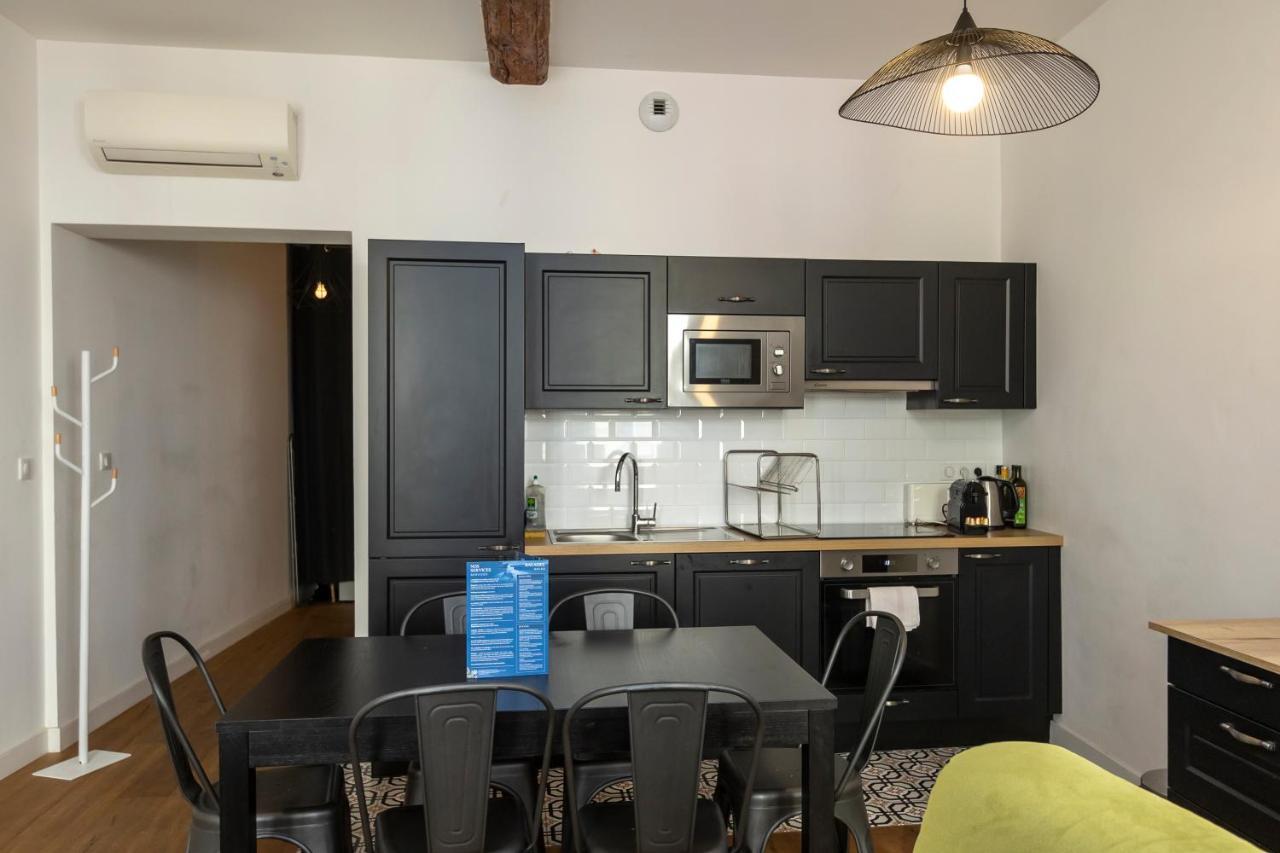 Les Suites R Bonaparte - Appartements De Standing Au Coeur De La Vieille Ville Pietonne Ajaccio (Corsica) Exterior foto