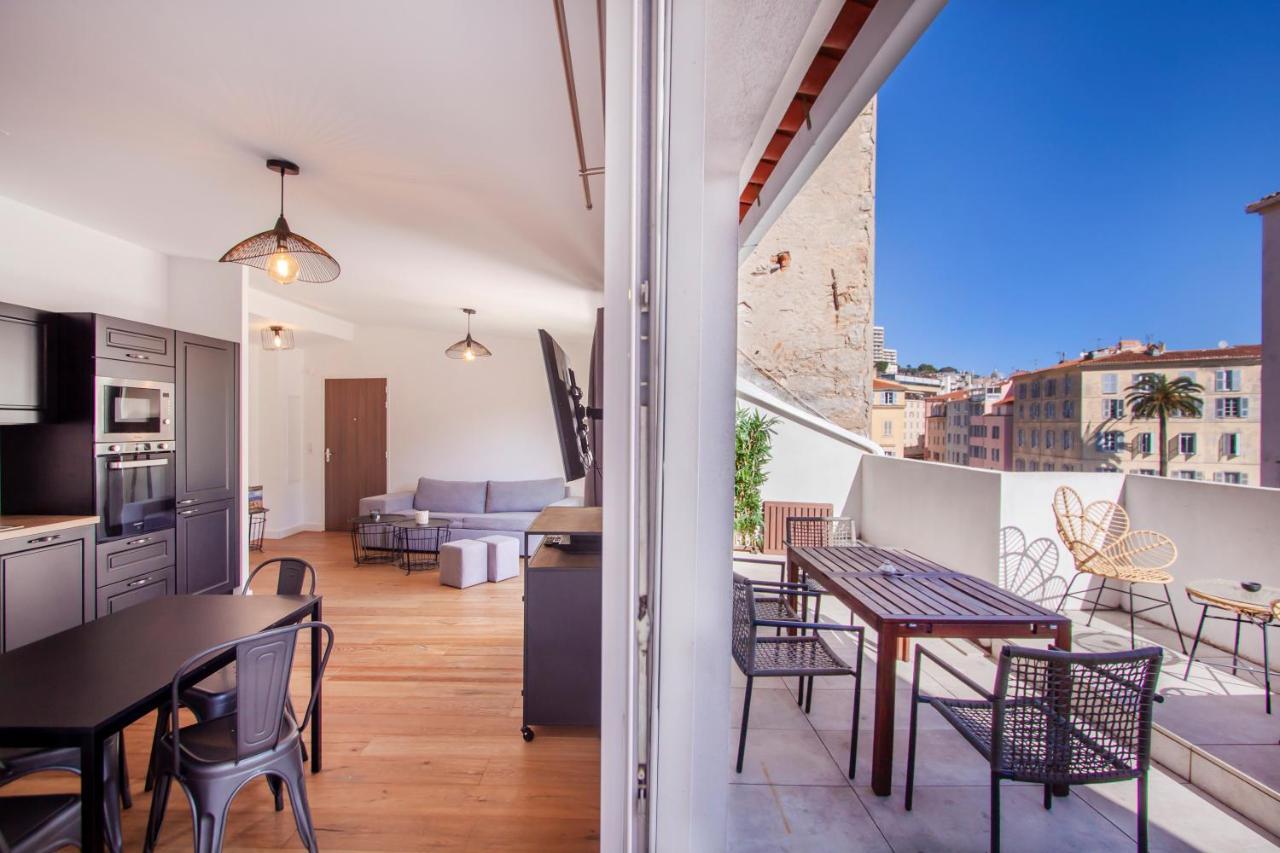 Les Suites R Bonaparte - Appartements De Standing Au Coeur De La Vieille Ville Pietonne Ajaccio (Corsica) Exterior foto